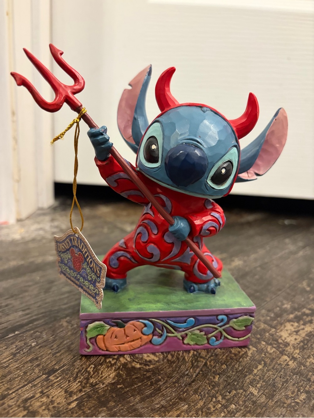 Disney traditions Jim Shore “ devilish delight” STITCH Devil Figurine NWT
